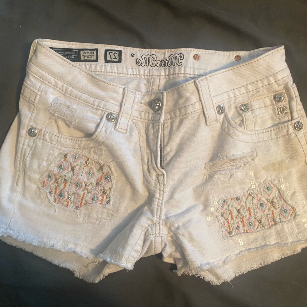 Miss Me White Denim Shorts with Embroidered Sequin Patches 27